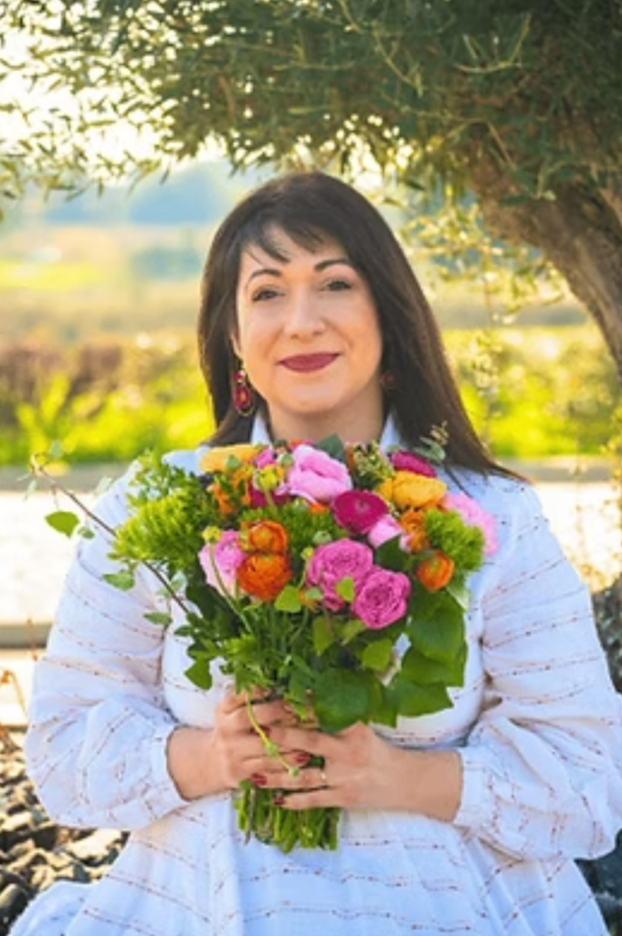 jennyfer créatrice de bijoux floraux mariage et bougies naturelles artisanales